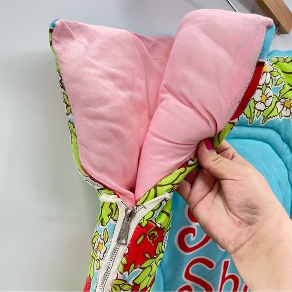 Vintage 80’s Strawberry Shortcake and Friends Colotful Characters Sleeping Bag - Picture 8 of 14